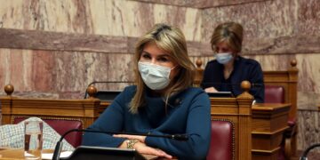 Η υφυυπουργός Παιδείας Ζέτα Μακρή παρίσταται στη συνεδρίαση της Διαρκούς Επιτροπής Μορφωτικών Υποθέσεων της Βουλής, με θέμα ημερήσιας διάταξης: Επεξεργασία και εξέταση του σχεδίου νόμου του Υπουργείου Παιδείας και Θρησκευμάτων «Εισαγωγή στην τριτοβάθμια εκπαίδευση, προστασία της ακαδημαϊκής ελευθερίας, αναβάθμιση του ακαδημαϊκού περιβάλλοντος και άλλες διατάξεις», Τρίτη 2 Φεβρουαρίου 2021. ΑΠΕ-ΜΠΕ/ΑΠΕ-ΜΠΕ/Αλέξανδρος Μπελτές