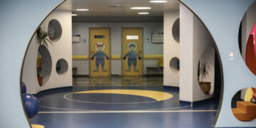 Επίσκεψη της Προέδρου της Δημοκρατίας Κατερίνας Σακελλαροπούλου στο Νοσοκομείο Παίδων "Η Αγία Σοφία", Δευτέρα 19 Δεκεμβρίου 2022.
(ΓΙΑΝΝΗΣ ΠΑΝΑΓΟΠΟΥΛΟΣ/EUROKINISSI)