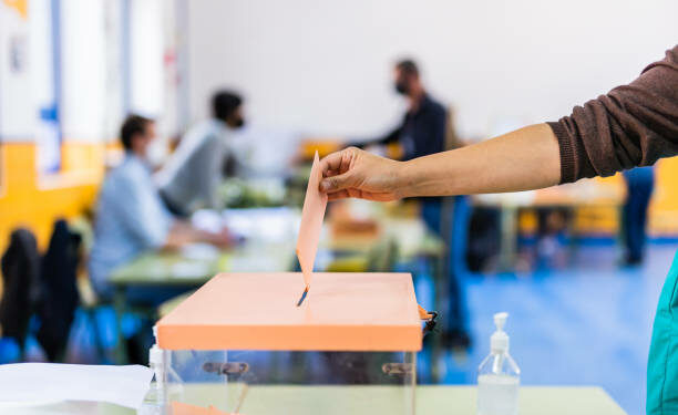 Madrid voting for elections of the community for government. hand voting in a poll