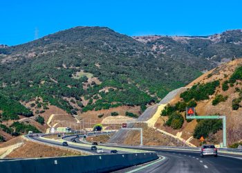 ΑΥΤΟΚΙΝΗΤΟΔΡΟΜΟΣ Ε65. Πέμπτη 2 Ιανουαρίου 2025 (ΔΗΜΗΤΡΑ ΚΟΥΤΡΑ / EUROKINISSI)
