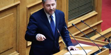 Συζήτηση στην Ολομέλεια της Βουλής των άρθρων και του συνόλου του σχεδίου νόμου του Υπουργείου Εθνικής Άμυνας "Ρύθμιση υγειονομικών θεμάτων των Ενόπλων Δυνάμεων και λοιπές διατάξεις", Τρίτη 7 Μαΐου 2025. 
(ΓΙΩΡΓΟΣ ΚΟΝΤΑΡΙΝΗΣ/EUROKINISSI)
